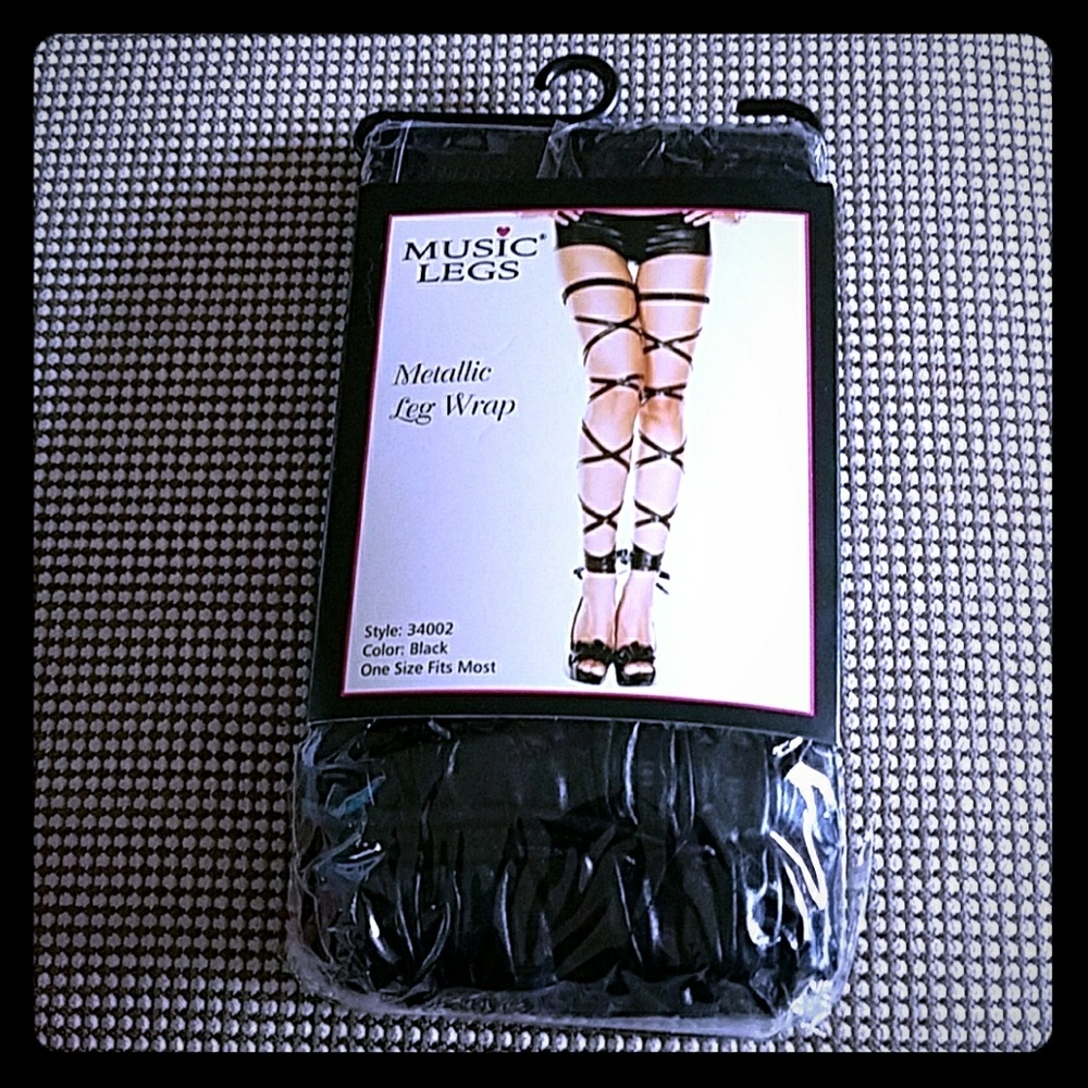 NEW.  Black Leg Straps.